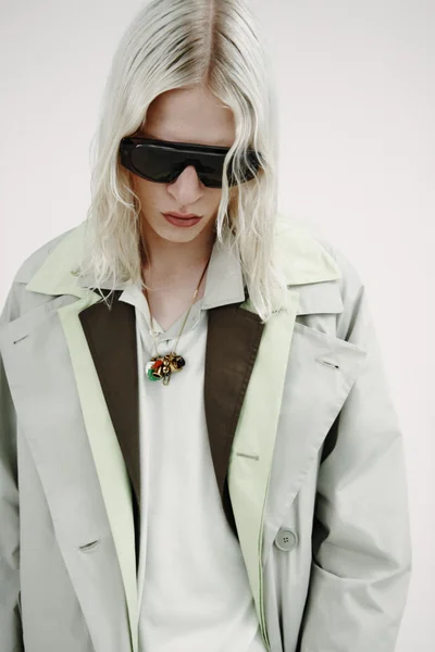 Look 19
